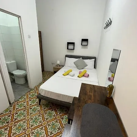 Appartamento Properties - Modern Studio With Roof Terrace And Private Yard *